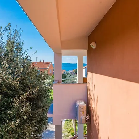 Apartment Ines *