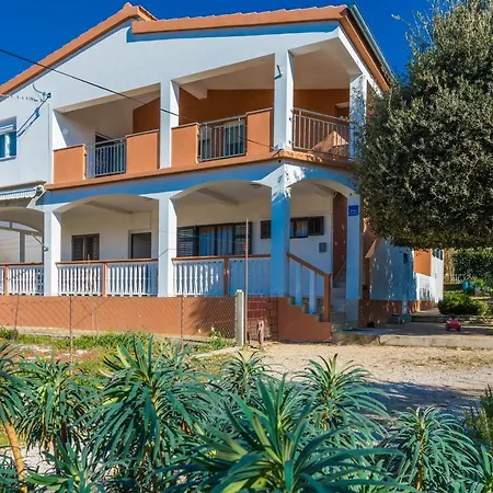 Apartment Ines
